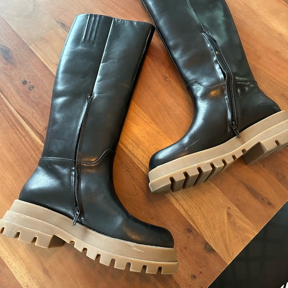 Alias Mae ◡̈ Donni Lug Sole Black Leather Boots - Picture 4 of 15